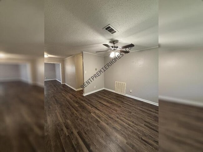 Photo - 28 Countrywood St