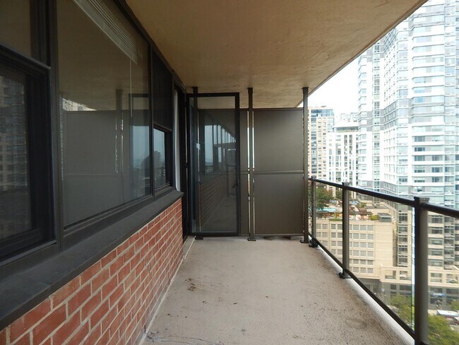 Photo - 270 Marin Blvd Unidad 16L