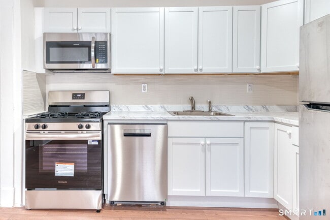 Photo - 152 Oak St Unidad 1S