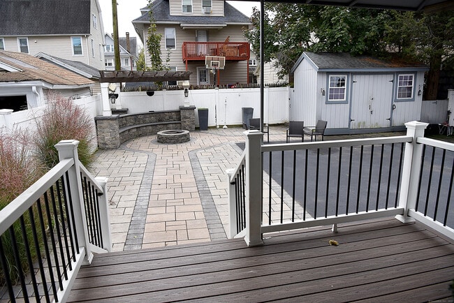 Photo - 64 Livingston Pl