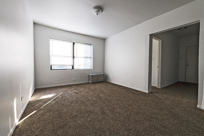 Photo - 7754 S Loomis