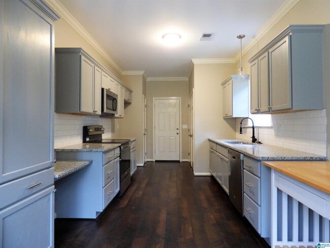 Photo - 951 Savannah Ln