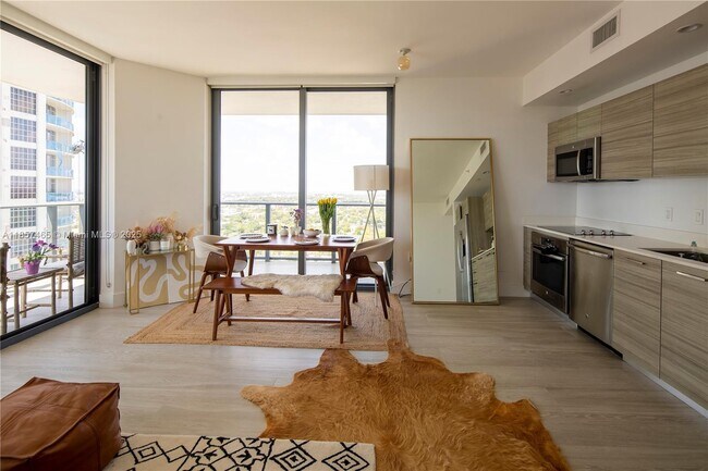 Photo - 121 NE 34th St Unit 2701