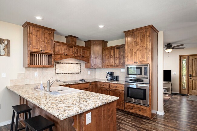 Photo - 18054 State Hwy 39