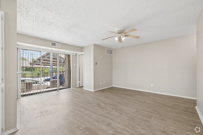 2BR, 2B.5BA - 1,065SF - Living Area