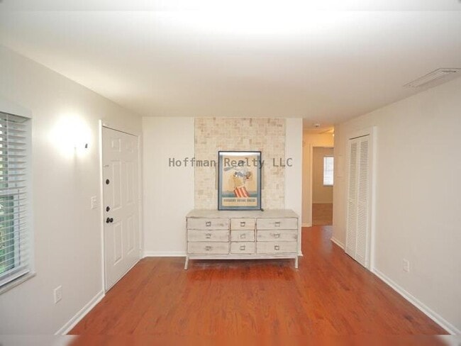 Photo - Hyde Park/Soho 2/1 Condo Unidad APT C