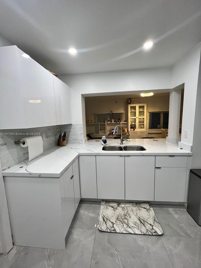 Photo - 7303 NW 57th Dr