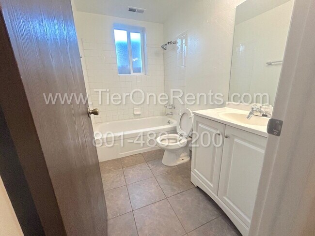 Photo - NO DEPOSIT option available for qualified ... Unidad A