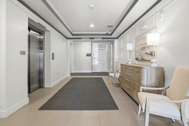 Photo - 4 Winslow Ln Unit 410