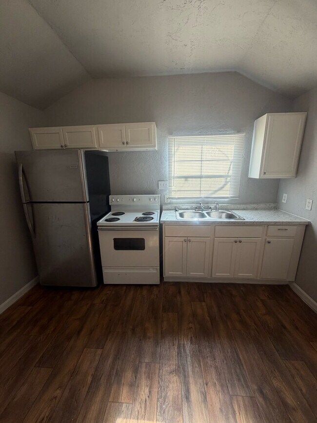 Photo - 1060 W I-20 Access Rd