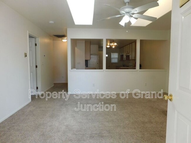 Photo - 456 Stepping Stone Ct Unit A