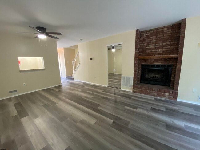 Photo - 66 Shawnee Pl Unit 66