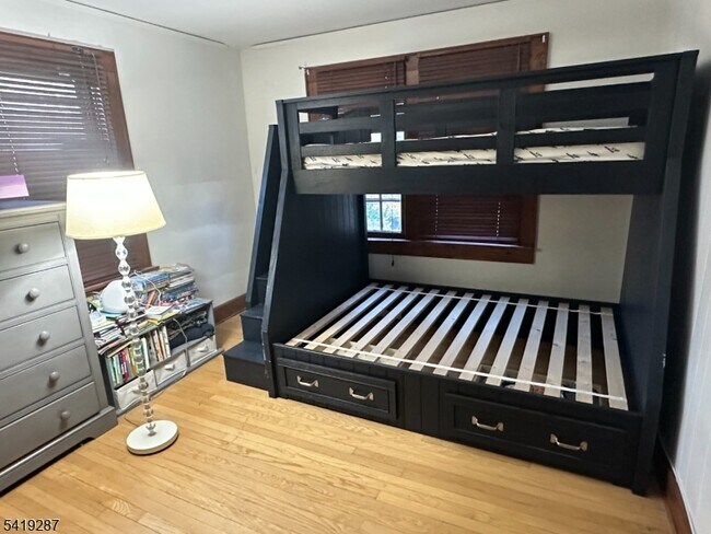 Photo - 325 Bogert Ave