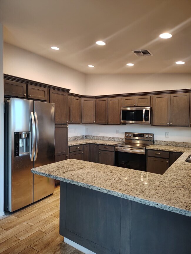 Photo - 73 Ver Patria