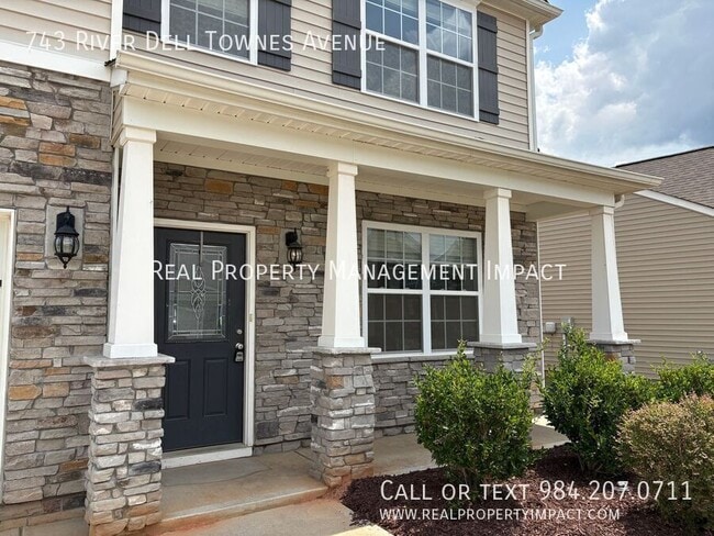 Photo - 743 River Dell Townes Ave.