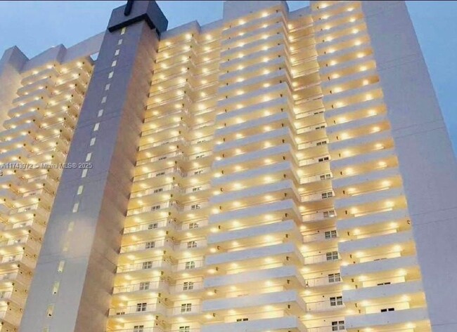 Photo - 14951 Royal Oaks Ln Condo Unit # 1006