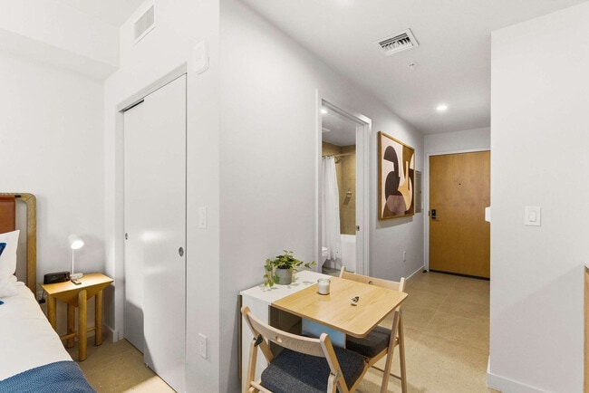 Photo - 11 NE 6th St Unit SI FL27-ID1492755P