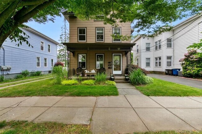 Photo - 300 Humphrey St Unit 2