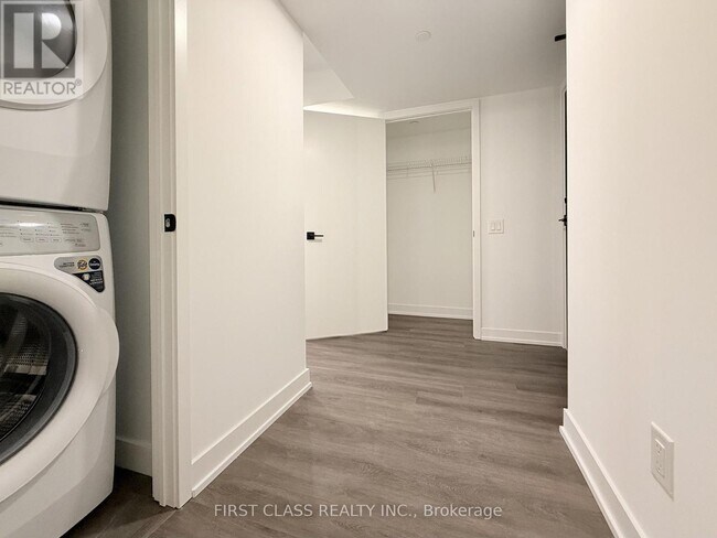 Photo - 609 Sherbourne St Unit 701