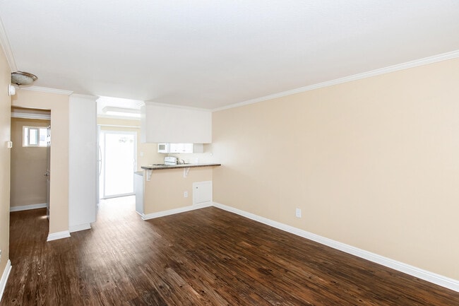 Photo - Sandpointe Cove Apartment Homes