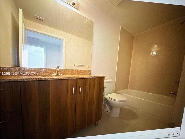 Photo - 601 NE 23rd St