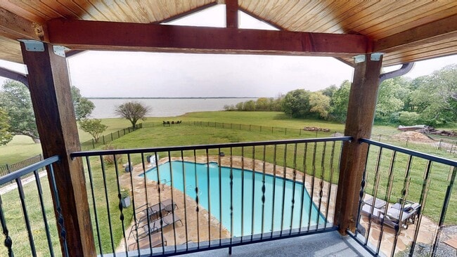 Photo - 430 Peninsula Dr