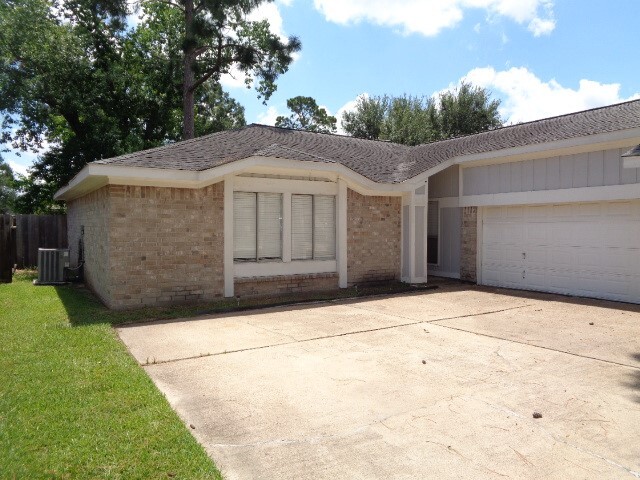 1227 Strawberry Park Ln