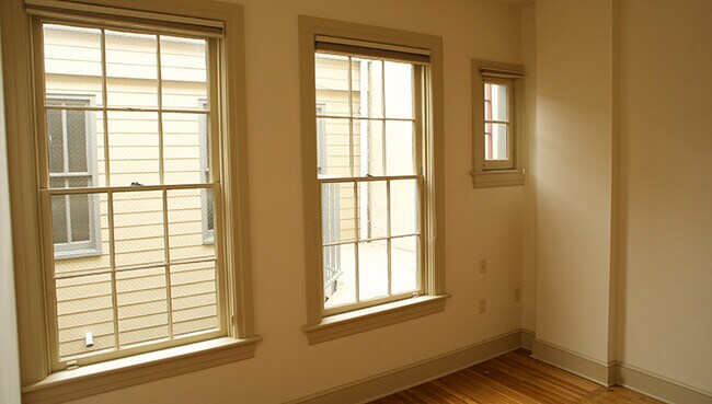 Photo - 20 N Queen St Unit 20 N. Queen Street #302