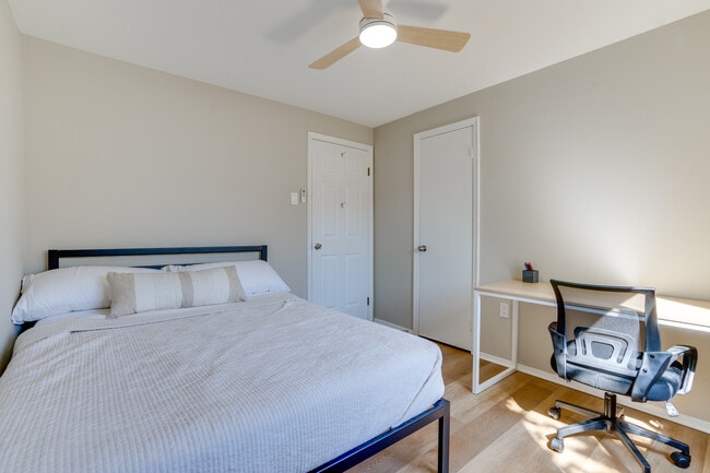 Photo - 8063 Saint Annes Ct