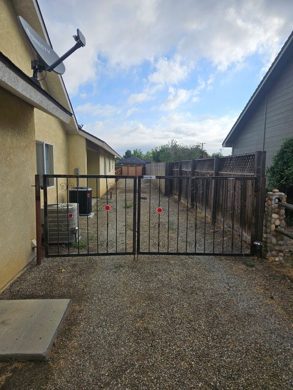 Photo - 17960 Swaps Ct