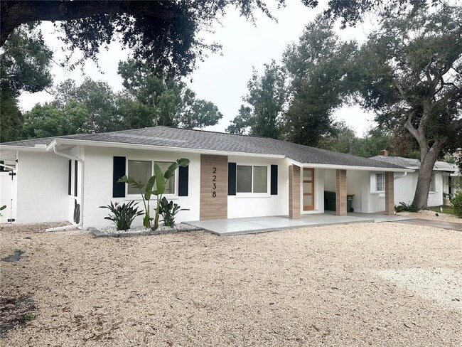 Building Photo - 2238 Clematis St Rental