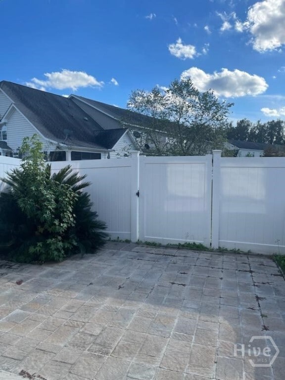 Photo - 239 Durham Park Way