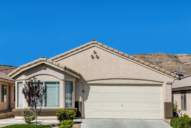 Building Photo - 6743 Bison Creek St