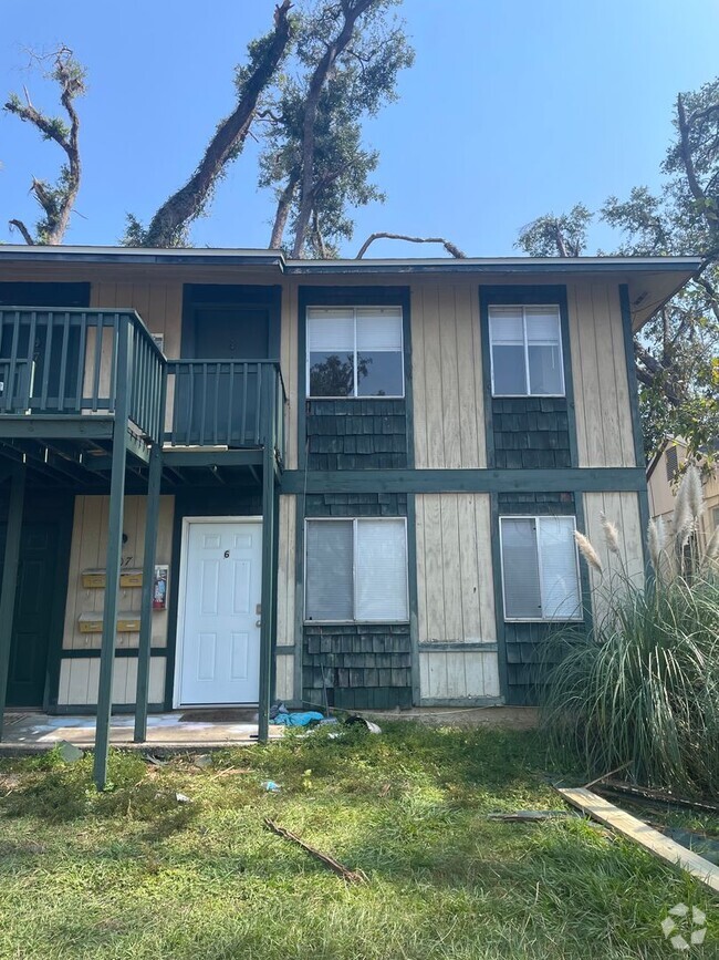 Building Photo - 1/1 LOCATED BY FSU STADIUM 850$ MONTHLY Unit 8 Rental