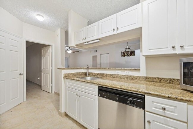 Photo - 2120 Tuscany Way