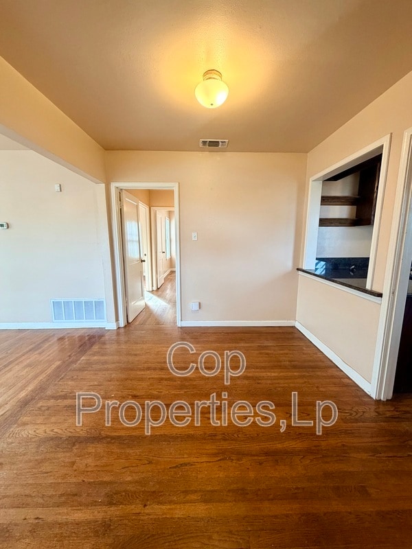 Photo - 118 Field Crest Dr