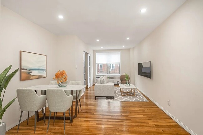 25 W 13th St Unit 5N