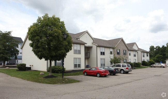 Barrington Club Apartments