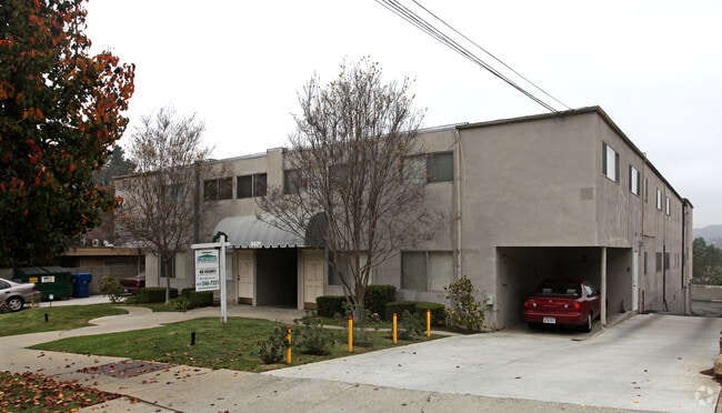 Building Photo - Monterey Apts