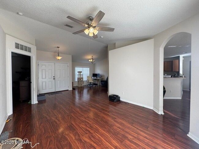 Photo - 252 Fountain Lake Blvd