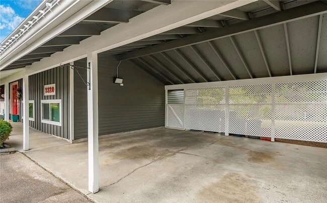 Photo - Beautiful Home with 4 Bedrooms and 2 Bathroom available for Rent Today!