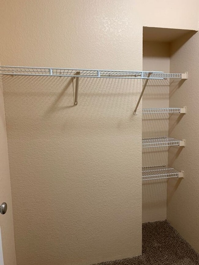 Signature Apartments