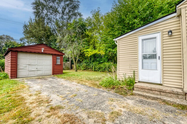 Photo - 1234 E Elza Ave