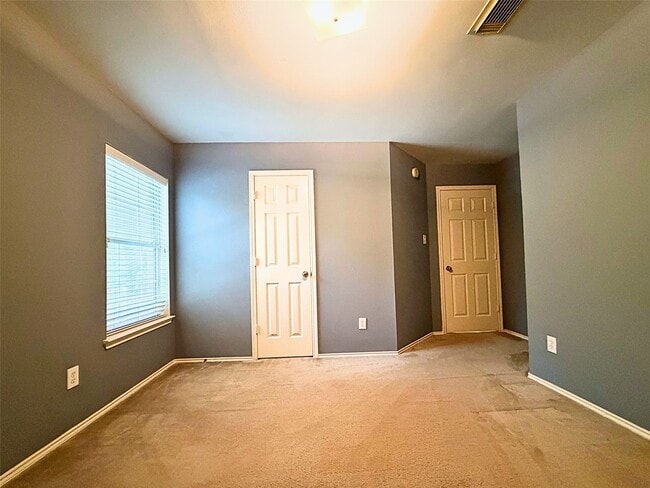 Building Photo - 9011 Canton Park Ln
