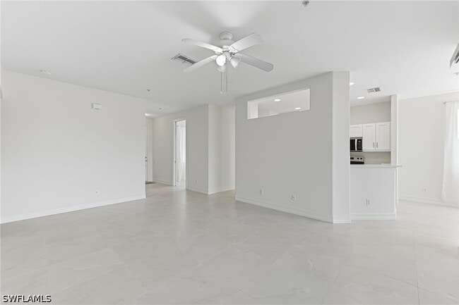 Photo - 800 Carrick Bend Cir
