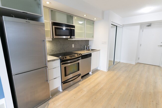 Photo - 25-5125 Telegram Mews