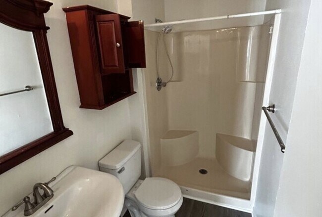 Photo - Beautiful 3 Bedroom Home in Virginia Beach with Updated Kitchen!
