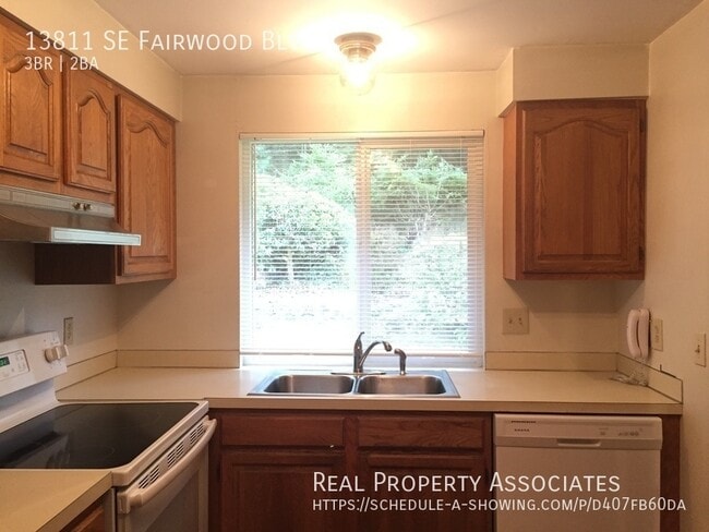 Photo - 13811 SE Fairwood Blvd