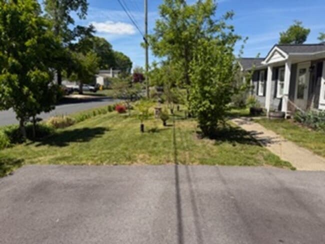 Photo - 408 Salisbury Rd