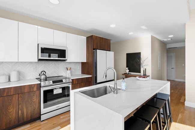 Photo - 16 Taber St Unit 502